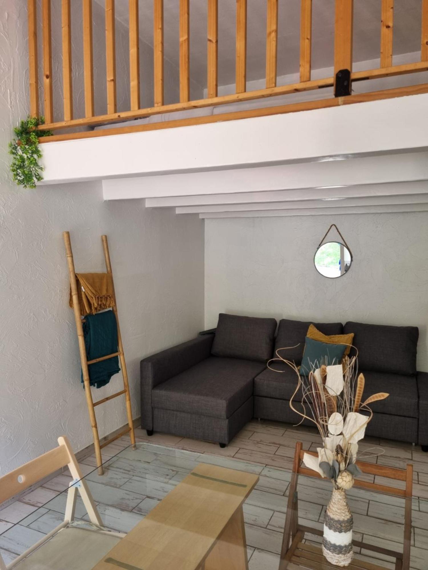 Loft Studio Avec Mezzanine, Limitrophe Monaco โรกบรูน-กัป-มาร์แต็ง ภายนอก รูปภาพ